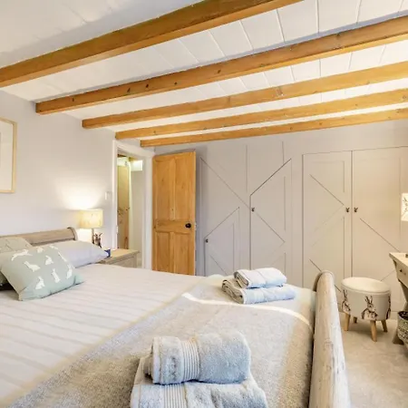 Дом отдыха Red Briar House *