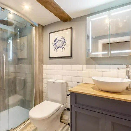 3 Bed In Oc-r30587 * Danby