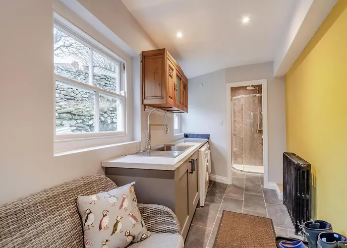 3 Bed In Oc-r30587 * Danby